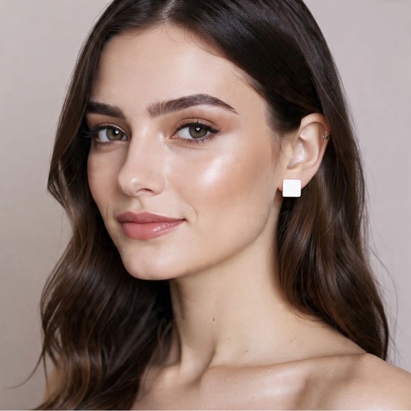 20-Pair Flat Square Stud - Handmade Earrings - Picture 3 of 5